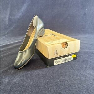 Hush Puppies Navy 1.25in heel slip-on shoes